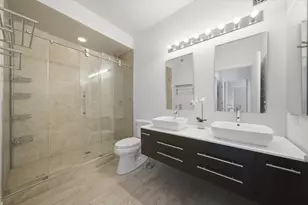 421 W Huron St, Chicago, IL 60654 - Photo 13