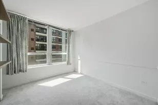 421 W Huron St, Chicago, IL 60654 - Photo 15