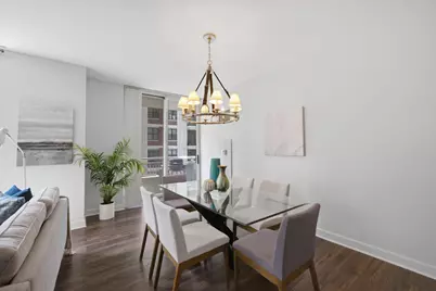 421 W Huron Street #1009, Chicago, IL 60654 - Photo 9