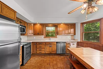 2110 E Eastman Court, Arlington Heights, IL 60004 - Photo 11