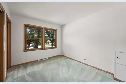 2110 E Eastman Court, Arlington Heights, IL 60004 - Photo 23