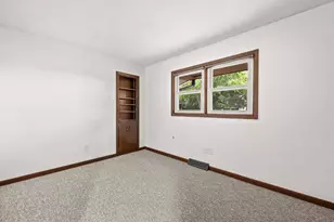 12048 N Tower Rd, Byron, IL 61010 - Photo 19