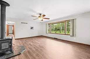 12048 N Tower Rd, Byron, IL 61010 - Photo 15