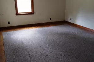 3793 W Cedar St, Dixon, IL 61021 - Photo 5