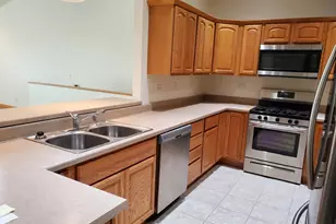 332 Cassidy Ct, Utica, IL 61373 - Photo 5