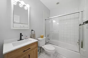 2217 W Farwell Ave, Chicago, IL 60645 - Photo 15