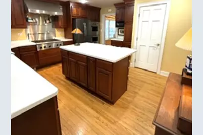 350 Ridgewood Avenue, Glen Ellyn, IL 60137 - Photo 9