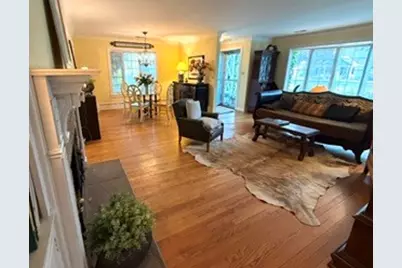 350 Ridgewood Avenue, Glen Ellyn, IL 60137 - Photo 5