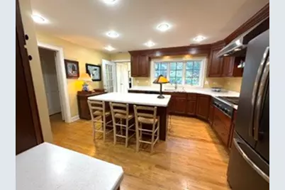 350 Ridgewood Avenue, Glen Ellyn, IL 60137 - Photo 7