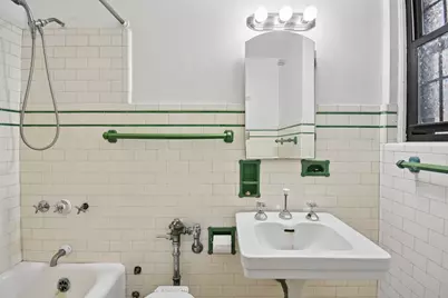 6935 S Crandon Avenue #3D, Chicago, IL 60649 - Photo 11