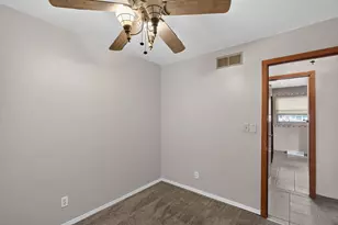 523 Chisholm Trail, Rockford, IL 61101 - Photo 21