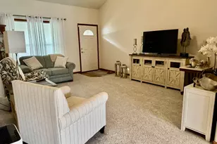 2806 Becker Dr, Peru, IL 61354 - Photo 3