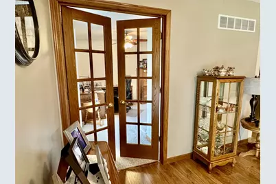 2806 Becker Drive, Peru, IL 61354 - Photo 7