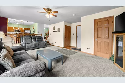 26504 W Stonebriar Way, Channahon, IL 60410 - Photo 13