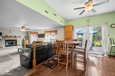 26504 W Stonebriar Way, Channahon, IL 60410 - Photo 9