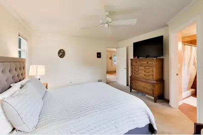 38172 N Holdridge Avenue, Beach Park, IL 60087 - Photo 17