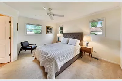 38172 N Holdridge Avenue, Beach Park, IL 60087 - Photo 15