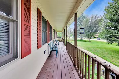 38172 N Holdridge Avenue, Beach Park, IL 60087 - Photo 3
