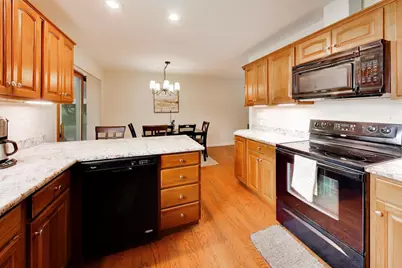 38172 N Holdridge Avenue, Beach Park, IL 60087 - Photo 11