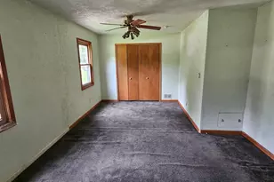 1307 Winthrop Ln, Rockford, IL 61107 - Photo 9