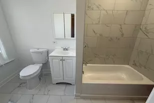 3943 N Kostner Ave, Chicago, IL 60641 - Photo 13