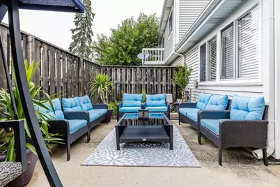 2016 Raleigh Place, Hoffman Estates, IL 60169 - Photo 25