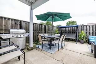 2016 Raleigh Pl, Hoffman Estates, IL 60169 - Photo 23