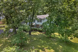 2825 Kingston Dr, Island Lake, IL 60042 - Photo 33