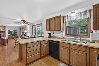 2825 Kingston Drive, Island Lake, IL 60042 - Photo 11