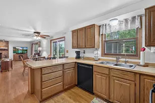 2825 Kingston Dr, Island Lake, IL 60042 - Photo 11
