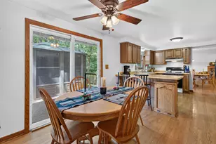 2825 Kingston Dr, Island Lake, IL 60042 - Photo 13