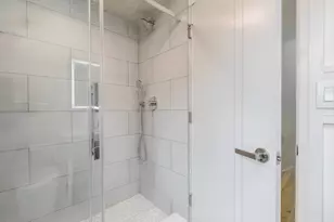7323 N Kedvale Ave, Lincolnwood, IL 60712 - Photo 17