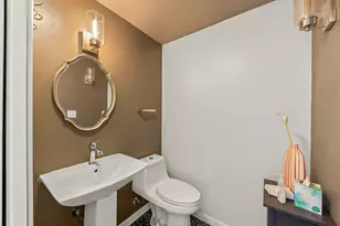 354 Indian Dr, Glen Ellyn, IL 60137 - Photo 13