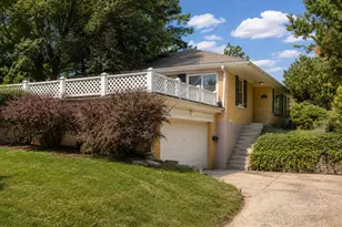 354 Indian Dr, Glen Ellyn, IL 60137 - Photo 1