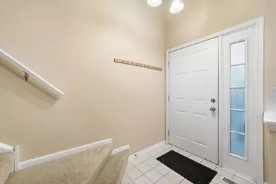 184 Stockton Drive #184, Grayslake, IL 60030 - Photo 3