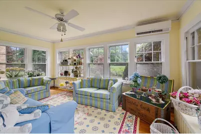 220 Maple Avenue, Wilmette, IL 60091 - Photo 7
