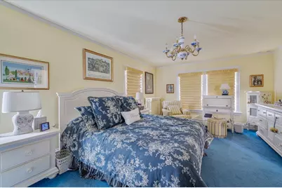 220 Maple Avenue, Wilmette, IL 60091 - Photo 15