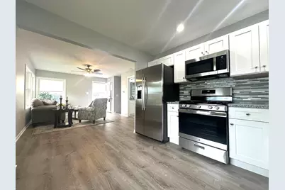 423 Westmore Meyers Road #C, Lombard, IL 60148 - Photo 5
