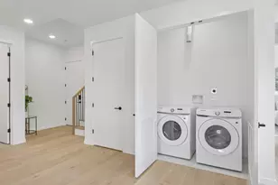 2072 N Western Ave, Chicago, IL 60647 - Photo 13