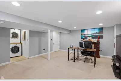 4834 N Mulligan Avenue, Chicago, IL 60630 - Photo 13