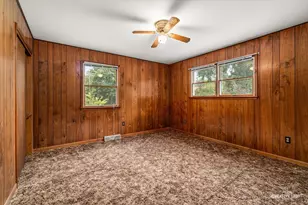 34W268 Giese Rd, Batavia, IL 60510 - Photo 17