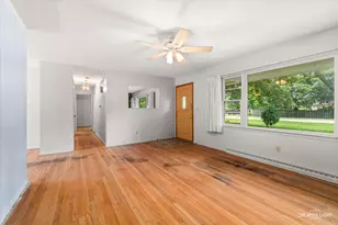 34W268 Giese Rd, Batavia, IL 60510 - Photo 5