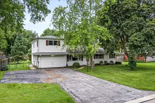 34W268 Giese Rd, Batavia, IL 60510 - Photo 3