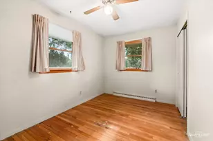 34W268 Giese Rd, Batavia, IL 60510 - Photo 9