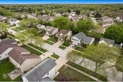 1002 Hobson Drive, Buffalo Grove, IL 60089 - Photo 35