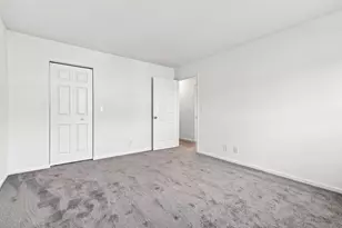 1748 Linden Park Ln, Aurora, IL 60504 - Photo 15