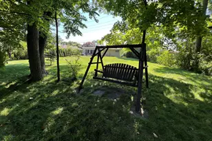 255 Riverside Dr, Northfield, IL 60093 - Photo 23