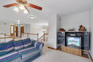 2203 Crystal Way, Crystal Lake, IL 60012 - Photo 35