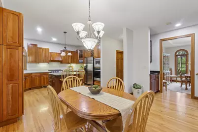 2203 Crystal Way, Crystal Lake, IL 60012 - Photo 17