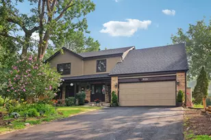 816 Bonnie Brae Ln, Bolingbrook, IL 60440 - Photo 1